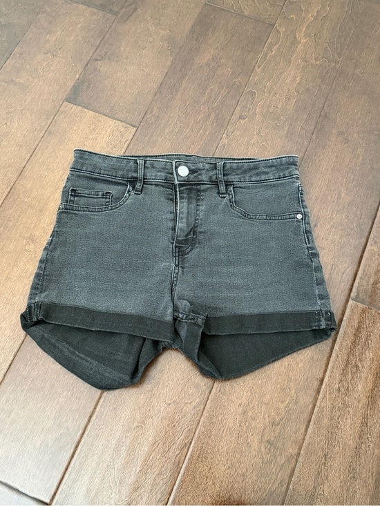 H&M Pants - H&M Black Shorts